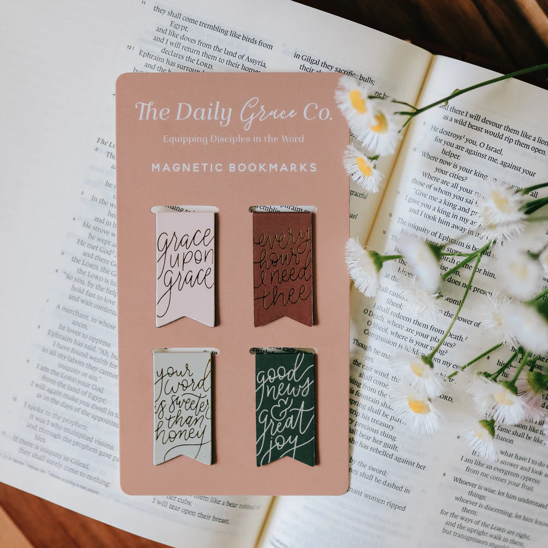 Words of Life Magnetic Bookmark Set