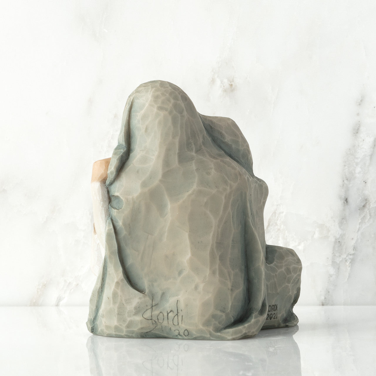Cozy Figurine